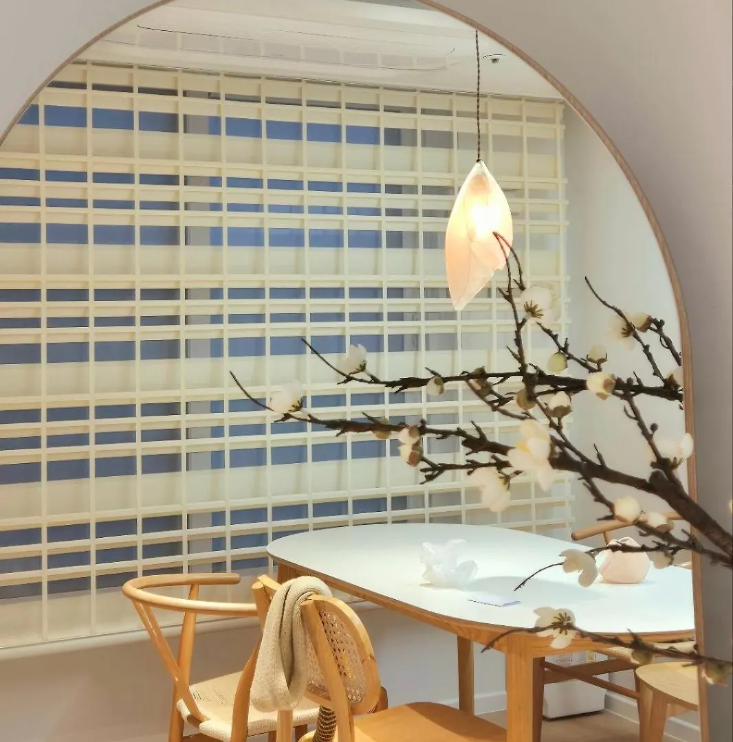 Urban Corner Stay New Building 2 Rooms, 1 Living Room, 1 Kitchen # Seokchon Lake Cherry Blossom # Lotte World # Kspo Seoul Villa