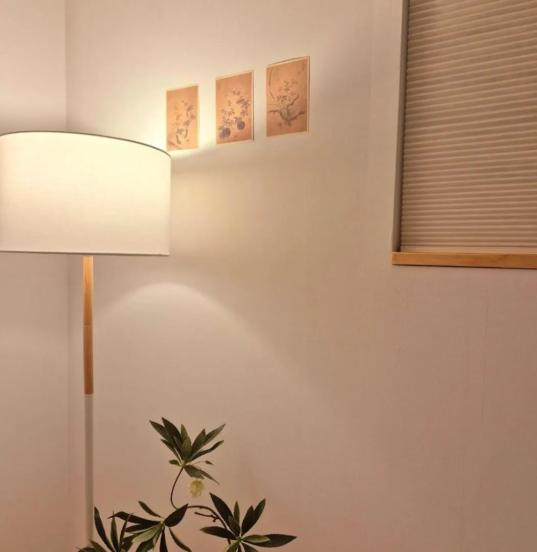 Urban Corner Stay New Building 2 Rooms, 1 Living Room, 1 Kitchen # Seokchon Lake Cherry Blossom # Lotte World # Kspo Seoul