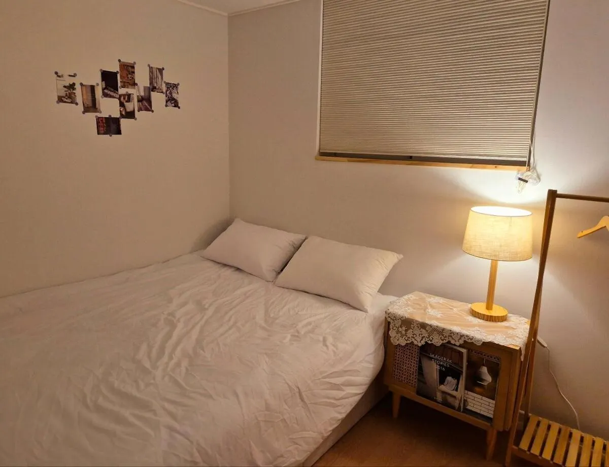 Urban Corner Stay New Building 2 Rooms, 1 Living Room, 1 Kitchen # Seokchon Lake Cherry Blossom # Lotte World # Kspo Seoul