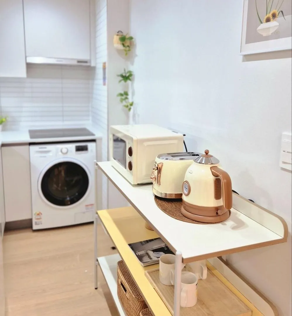 Urban Corner Stay New Building 2 Rooms, 1 Living Room, 1 Kitchen # Seokchon Lake Cherry Blossom # Lotte World # Kspo Seoul Villa
